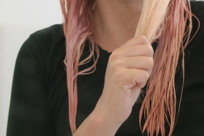 Food dye hair coloring