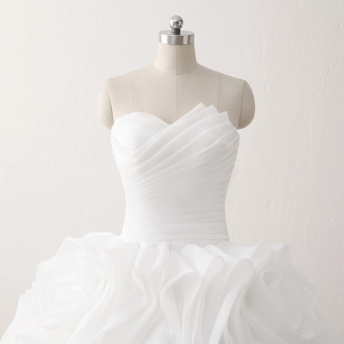 Ruffle skirt wedding dress